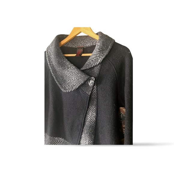 Chic Black and Gray Women's wool Cowl Neck Sweater jacket - Picture 2 of 6